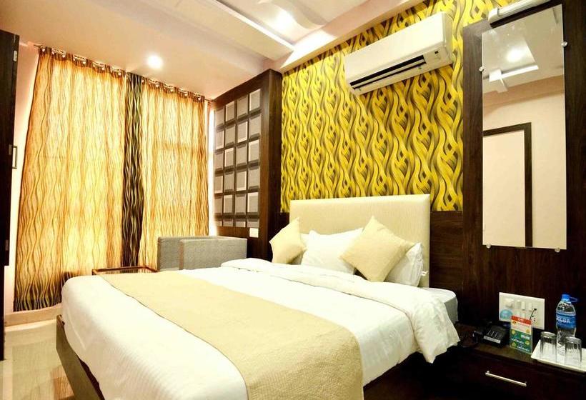 Hotel Oyo Rooms Opposite Railway Station Indore Gate 5