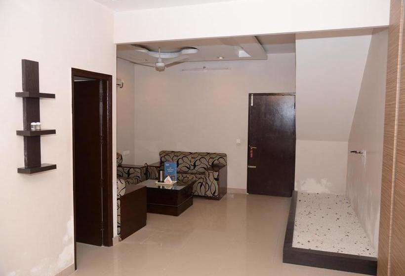 Hotel Oyo Rooms Hanuman Chowk 11