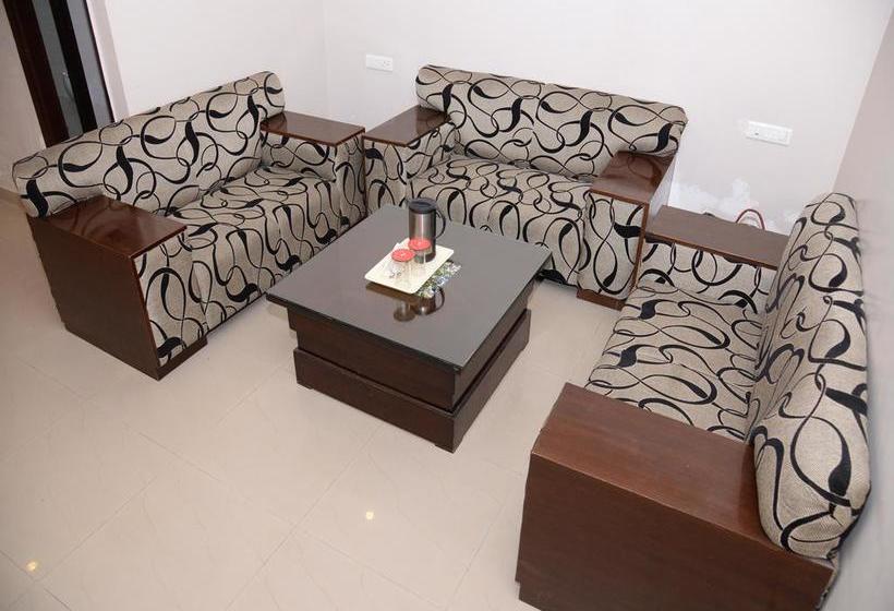 Hotel Oyo Rooms Hanuman Chowk 14