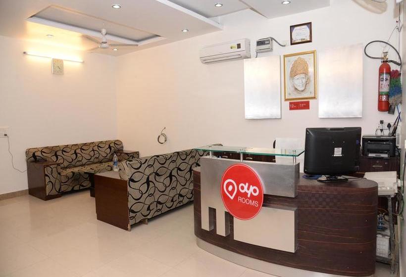 Hotel Oyo Rooms Hanuman Chowk 16
