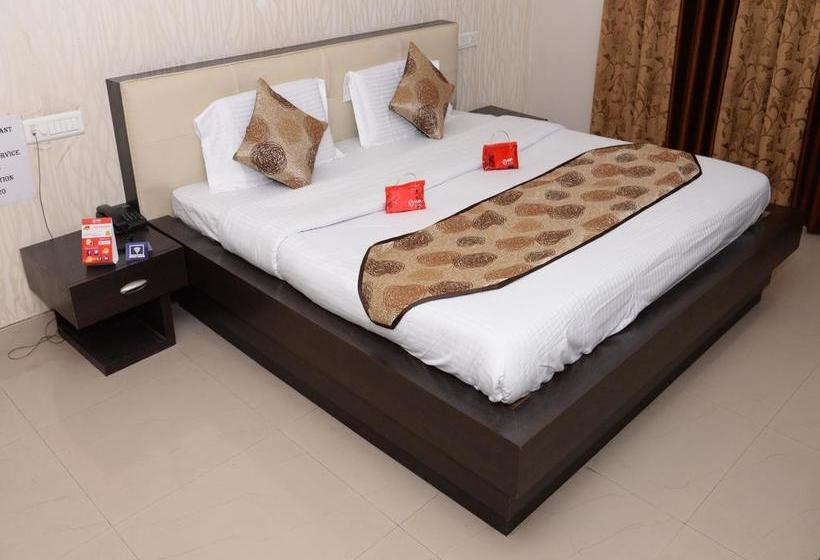 Hotel Oyo Rooms Hanuman Chowk 4