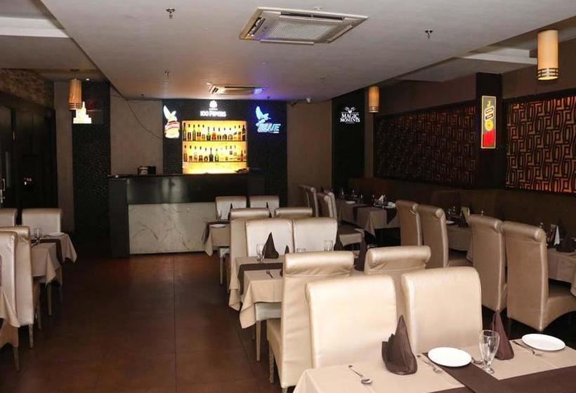 Hotel Oyo Premium Bus Stand Link Road 10