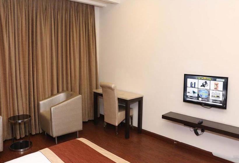 Hotel Oyo Premium Bus Stand Link Road 3