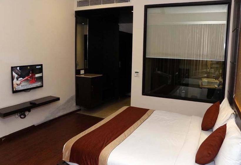 Hotel Oyo Premium Bus Stand Link Road 5