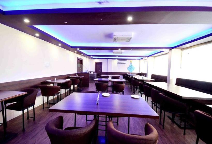 Hotel Oyo Rooms Chhawani Square 15