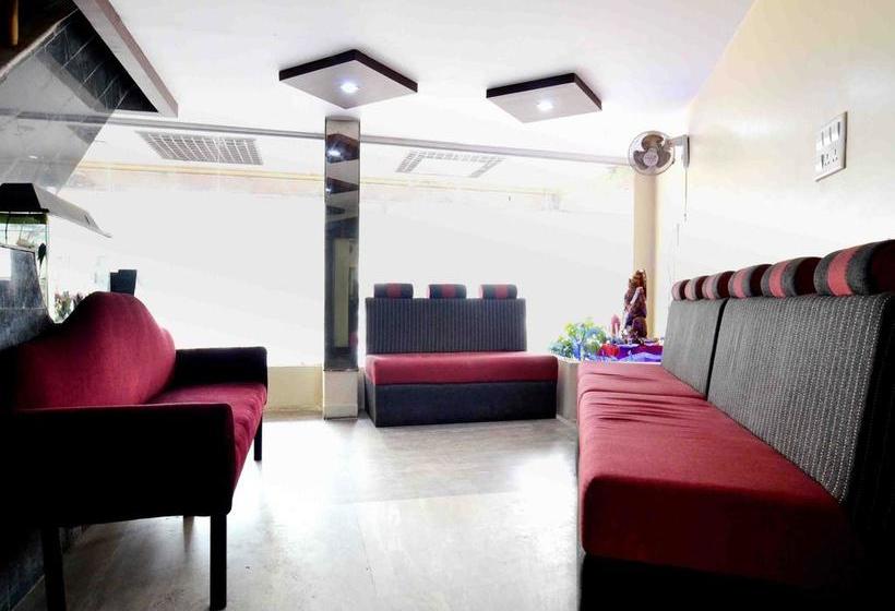 Hotel Oyo Rooms Chhawani Square 18