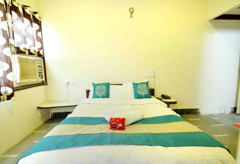 Hotel Oyo Rooms Chhawani Square 8