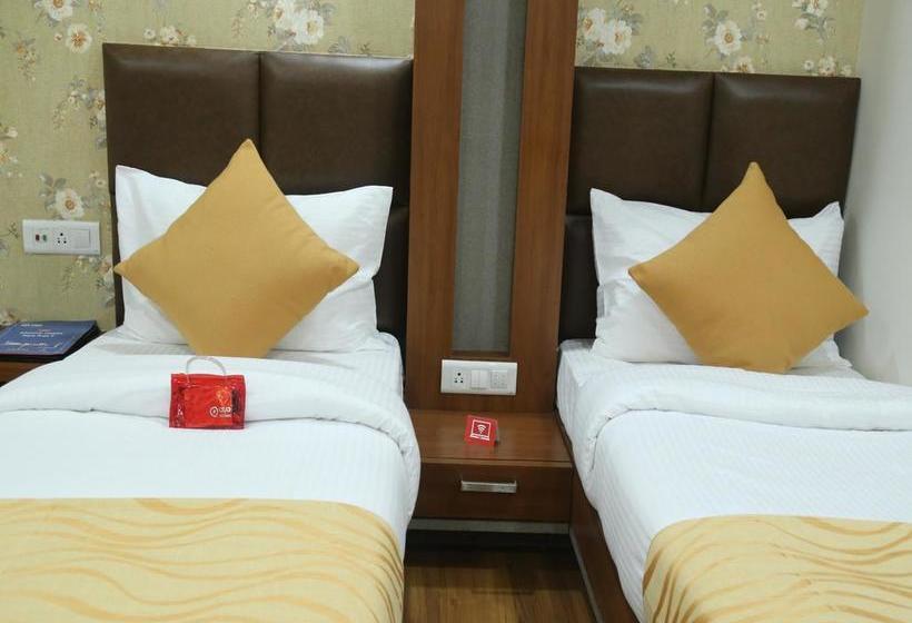 Hotel Oyo Rooms Model Town Market 3