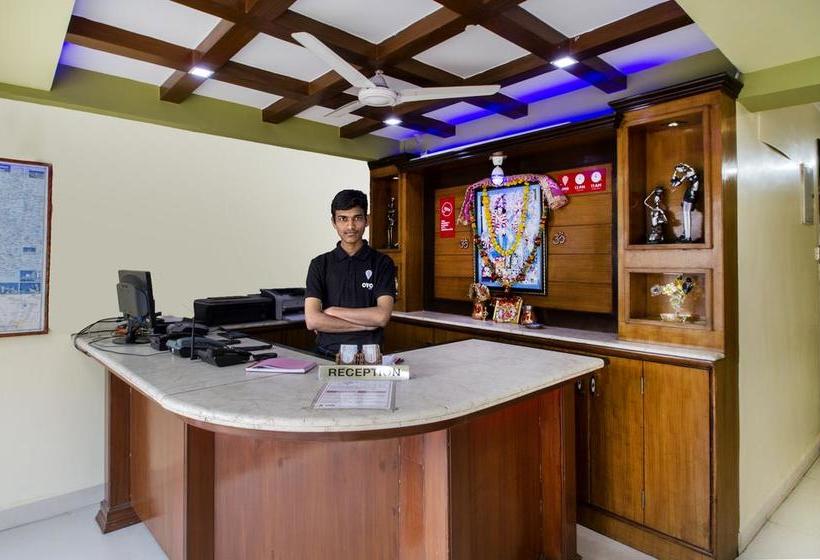 Hotel Oyo Rooms Red Hills Hyderabad Andhra Pradesh