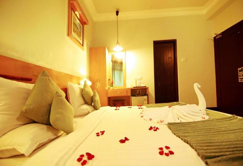 Hotel Oyo Rooms Blossom Hydel Park Kerala