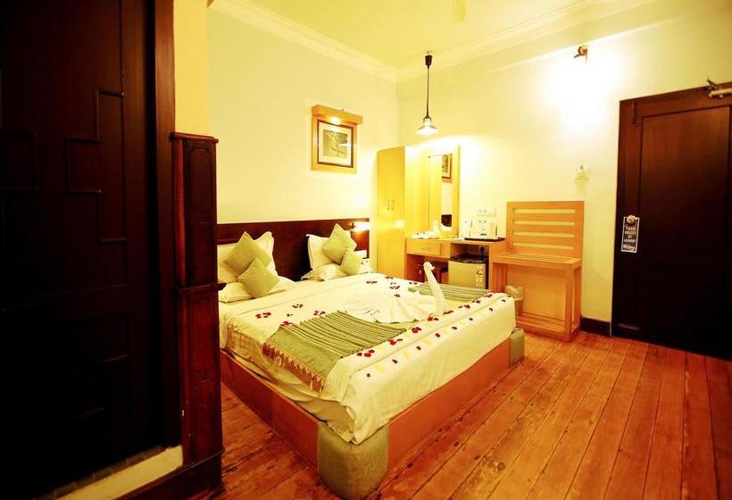 Hotel Oyo Rooms Blossom Hydel Park 13