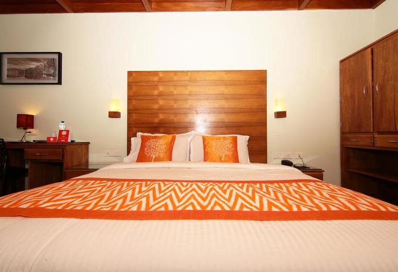 Hotel Oyo Premium Am Road Near Tata Tea Ground 15
