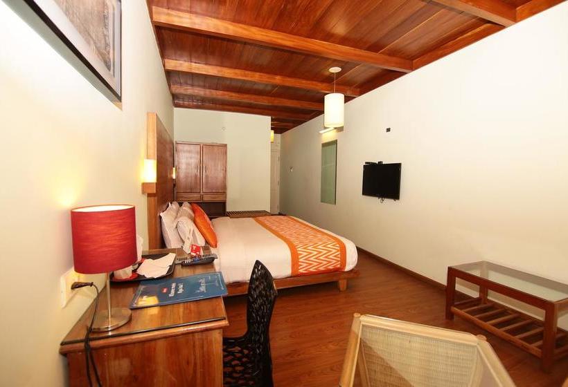 Hotel Oyo Premium Am Road Near Tata Tea Ground 16