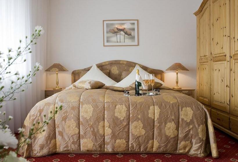 Apart Hotel Freiburg 8