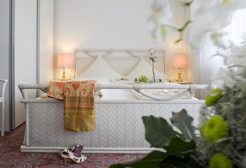 Apart Hotel Freiburg 9