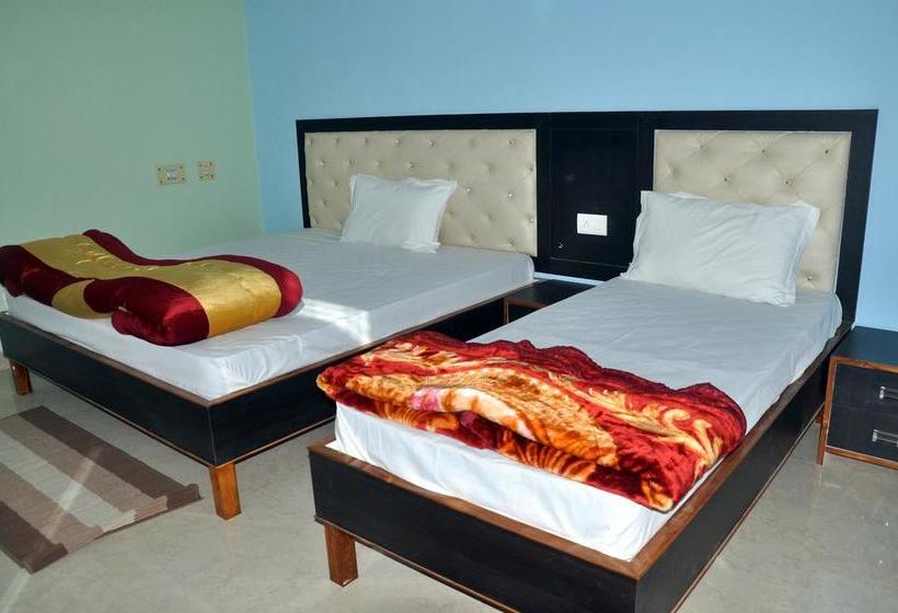 Hotel Chaitanya Inn 3