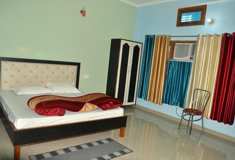 Hotel Chaitanya Inn 6