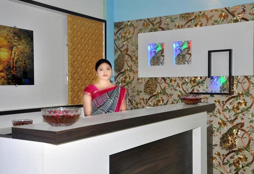 Hotel Chaitanya Inn 9