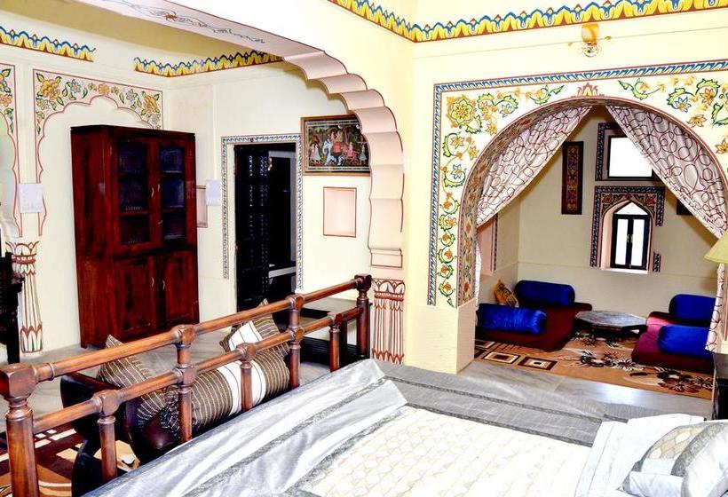 Hotel Shahi Palace 1