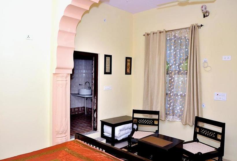 Hotel Shahi Palace 10