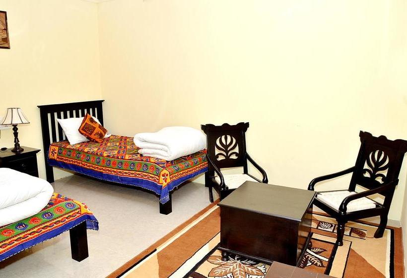 Hotel Shahi Palace 12