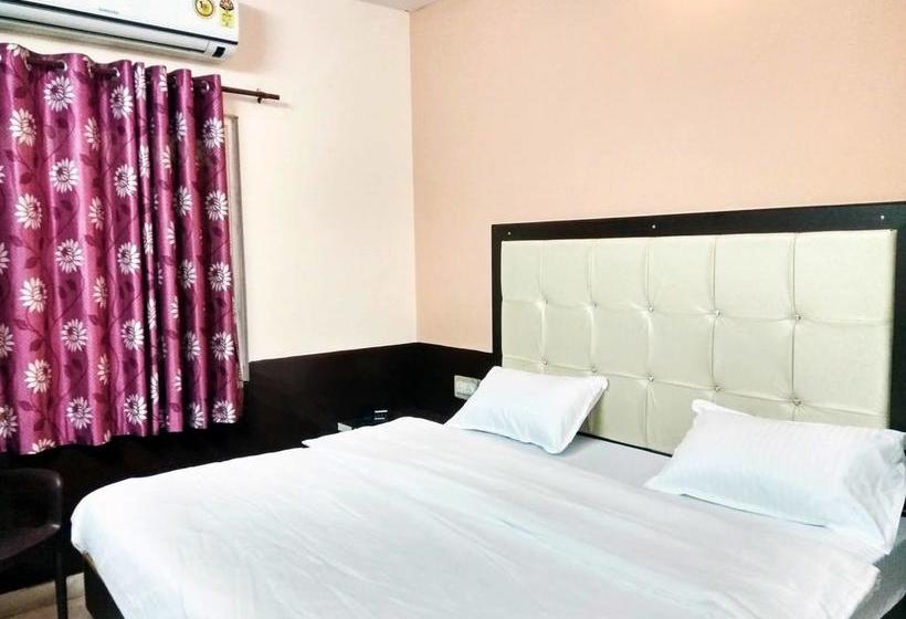 Hotel Sanjog Resort 14