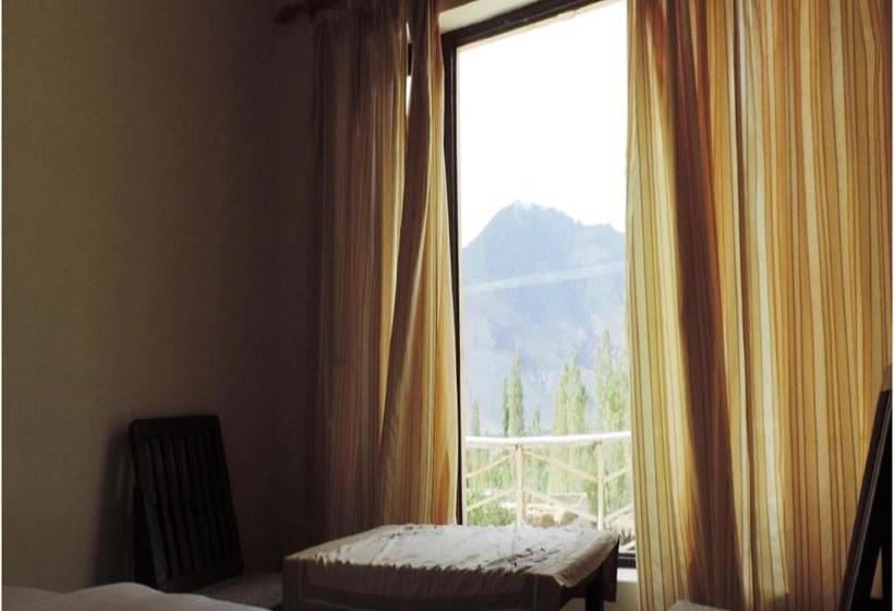 Hotel Lharjey Resort 11