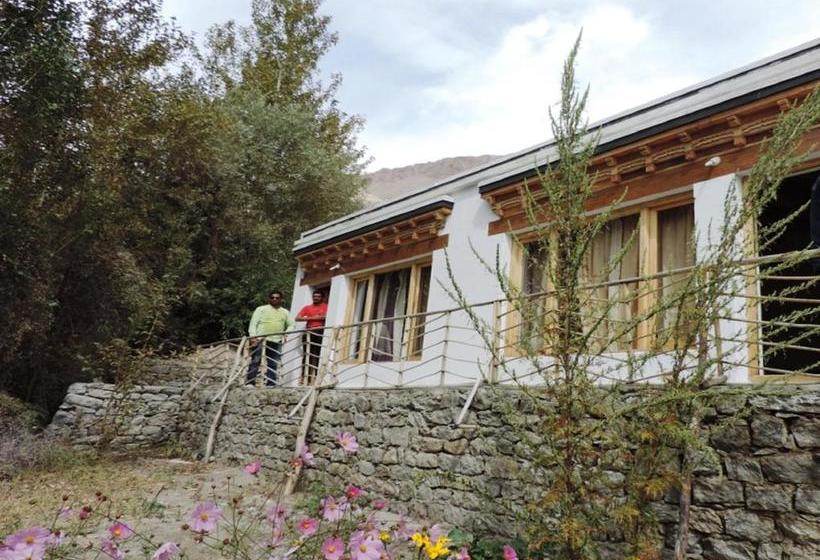 Hotel Lharjey Resort 5