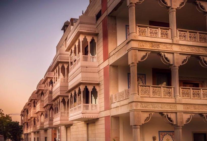 Hotel Vanya Mahal 12