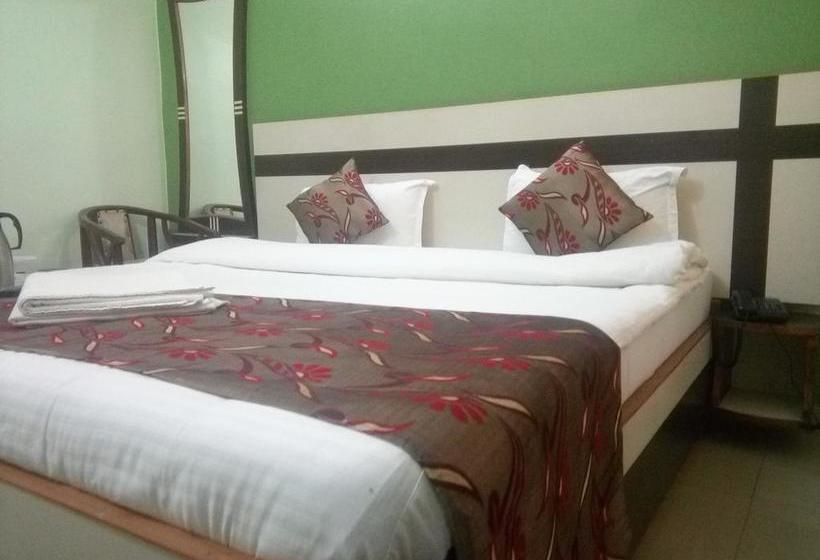 Hotel Mani International 13