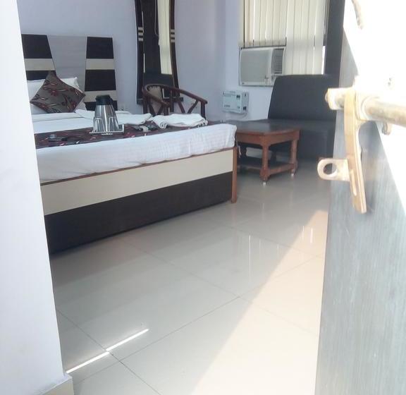 Hotel Mani International 17