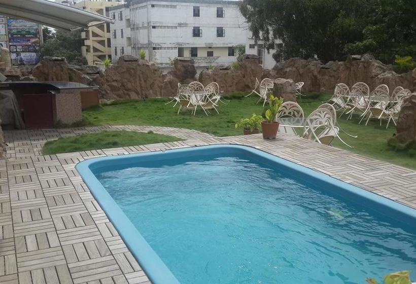 Hotel The Mourya Inn 1