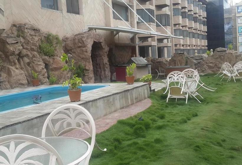 Hotel The Mourya Inn 3