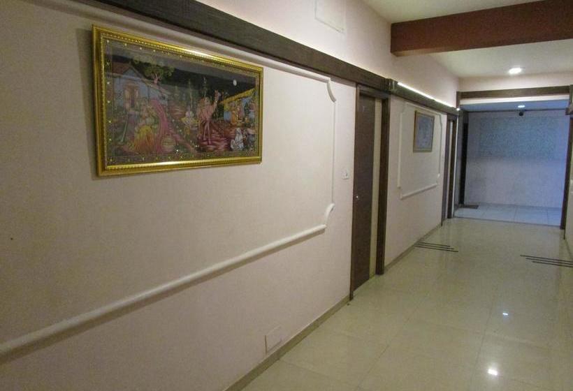 Hotel Nilkanth Residency 16