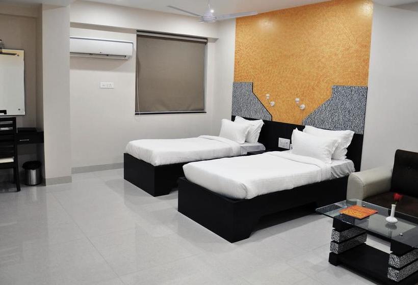 Hotel World Choice Savera Premier 3