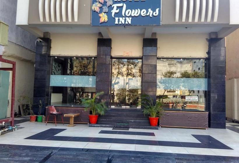 Hotel Flowers Inn 16
