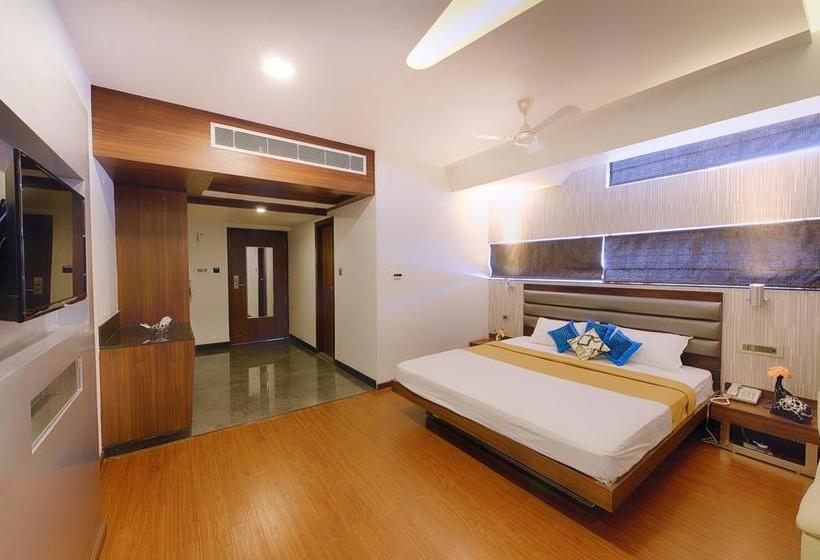 Hotel Priyadarshini Pride 13