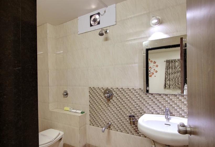 Hostel Daksh Hotel And Restaurant 17