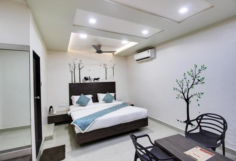 Hostel Daksh Hotel And Restaurant 5