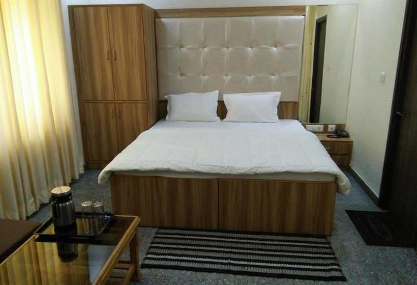 Hotel Midtown Grand 2