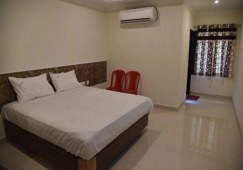 Hotel Ark Inn Residency 3