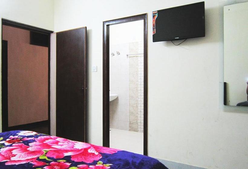 Hotel Nirmal Sadan 15