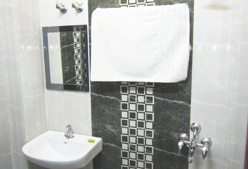 Hotel Nirmal Sadan 16