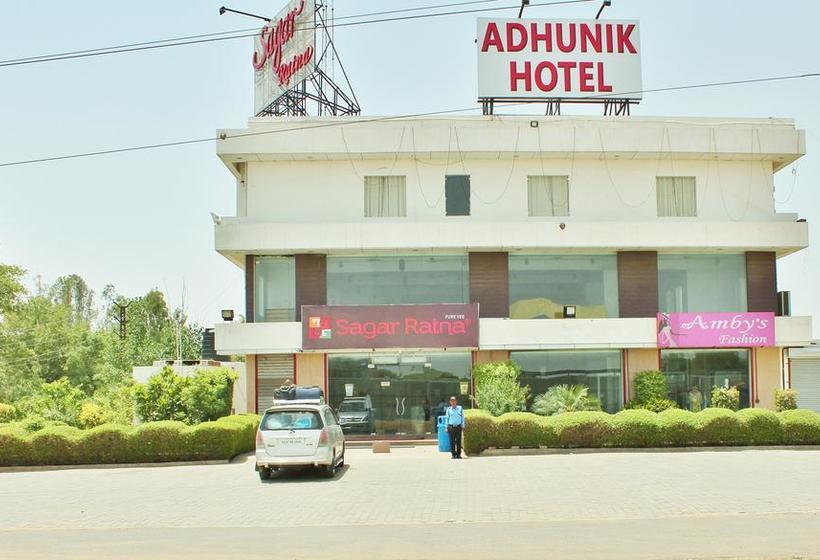 Adhunik Hotel Behror Rajasthán