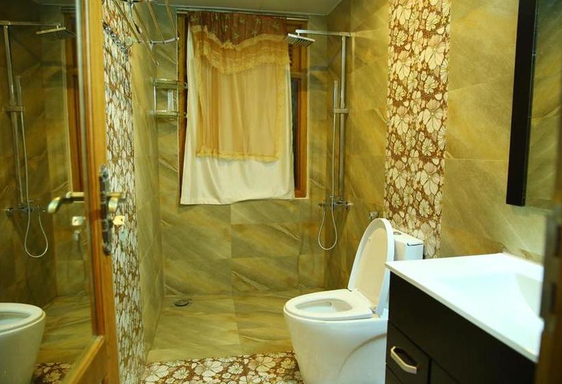 Bed and Breakfast Pankajam Estate 5