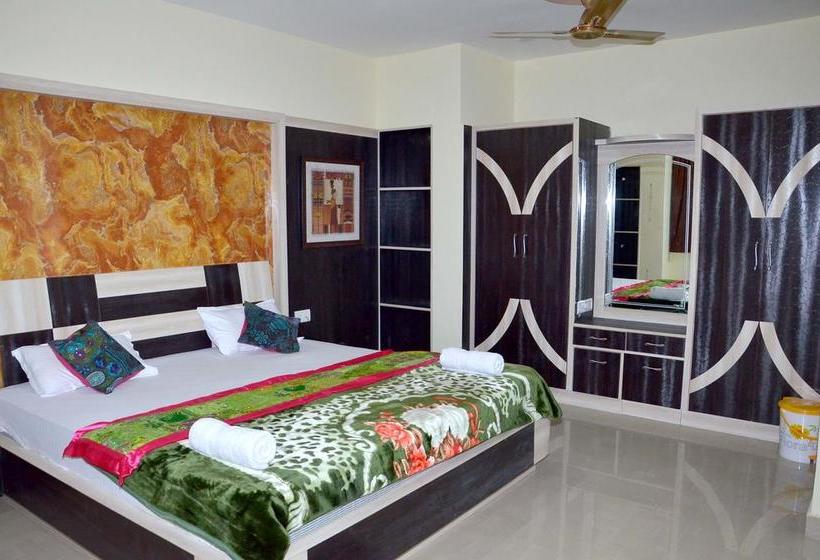 Hotel Mannat Excellency 5