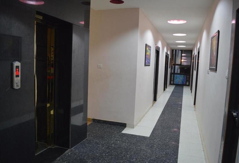 Hotel Mannat Excellency 6