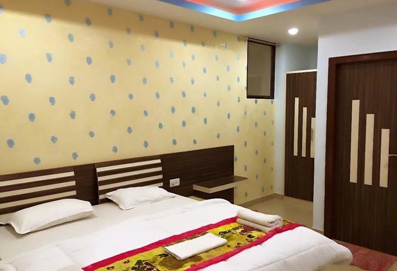 Hotel Mannat Excellency 9