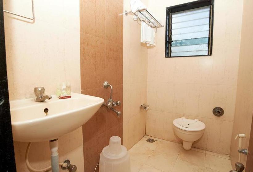 Hotel Sachin Excellency 16