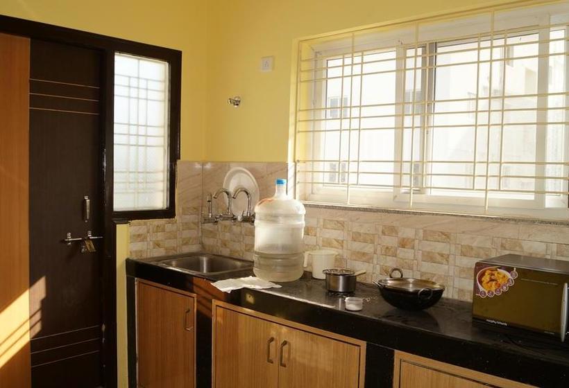 Bed and Breakfast Home Touch Service Apartment Andhra Pradesh